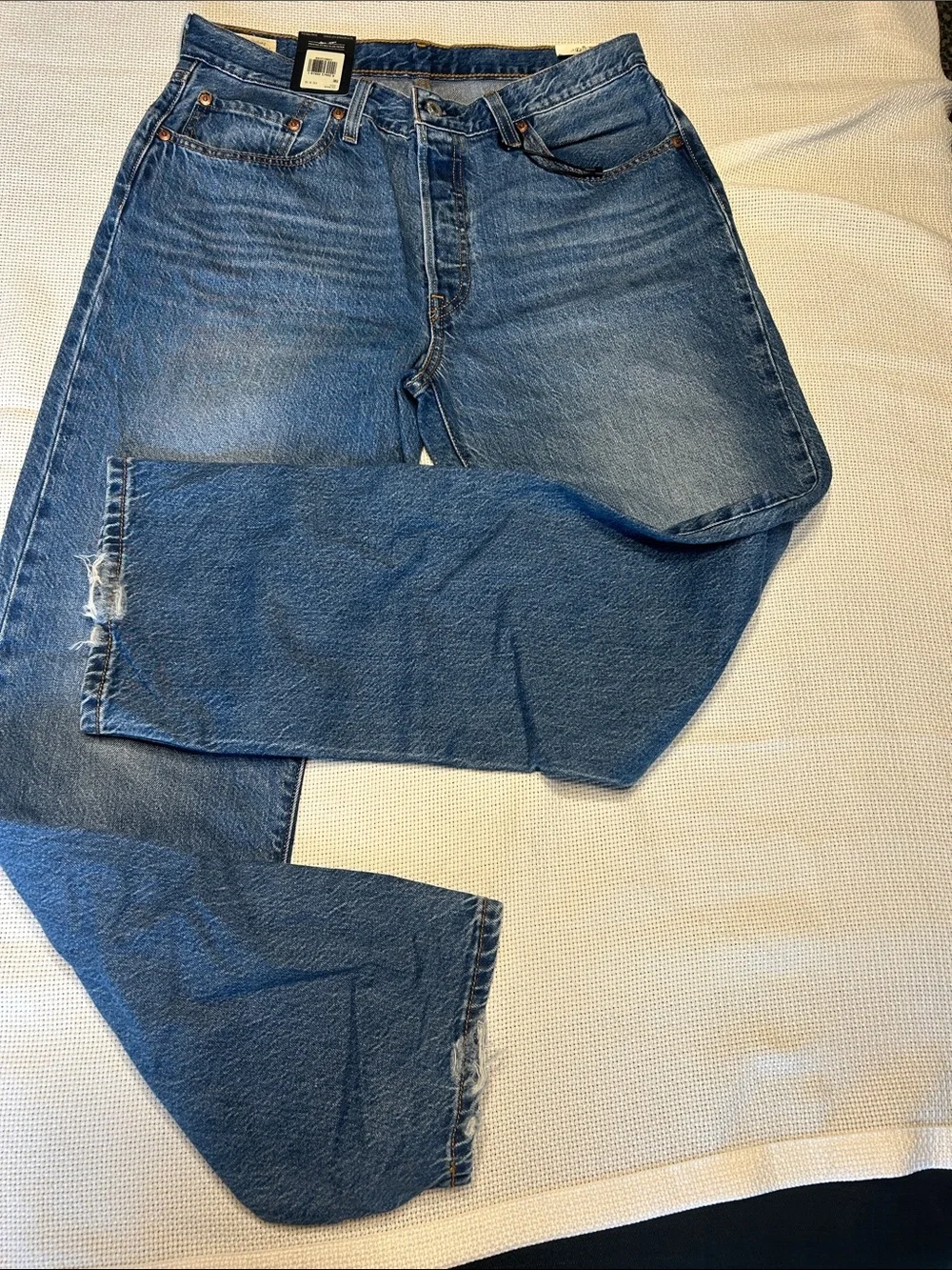 Levi's Men's Blue Straight Denim Jeans